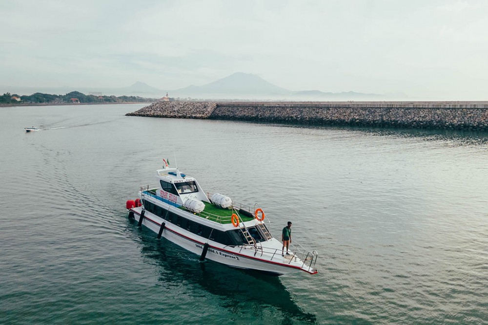 Semabu Hills Fastboat